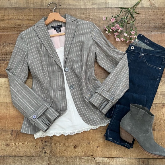 ETCETERA Linen Gray + Pale Pink Pinstriped Blazer 🌸ABSOLUTELY GORGEOUS - Picture 4 of 15